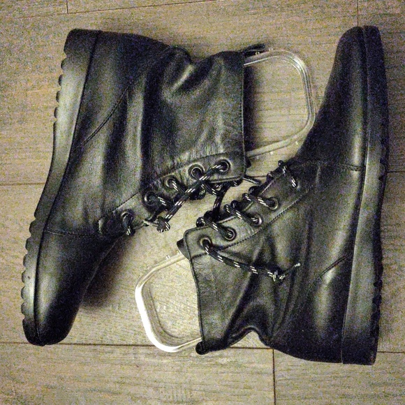 Mango Designs Ankle Boots - Picture 1 of 10